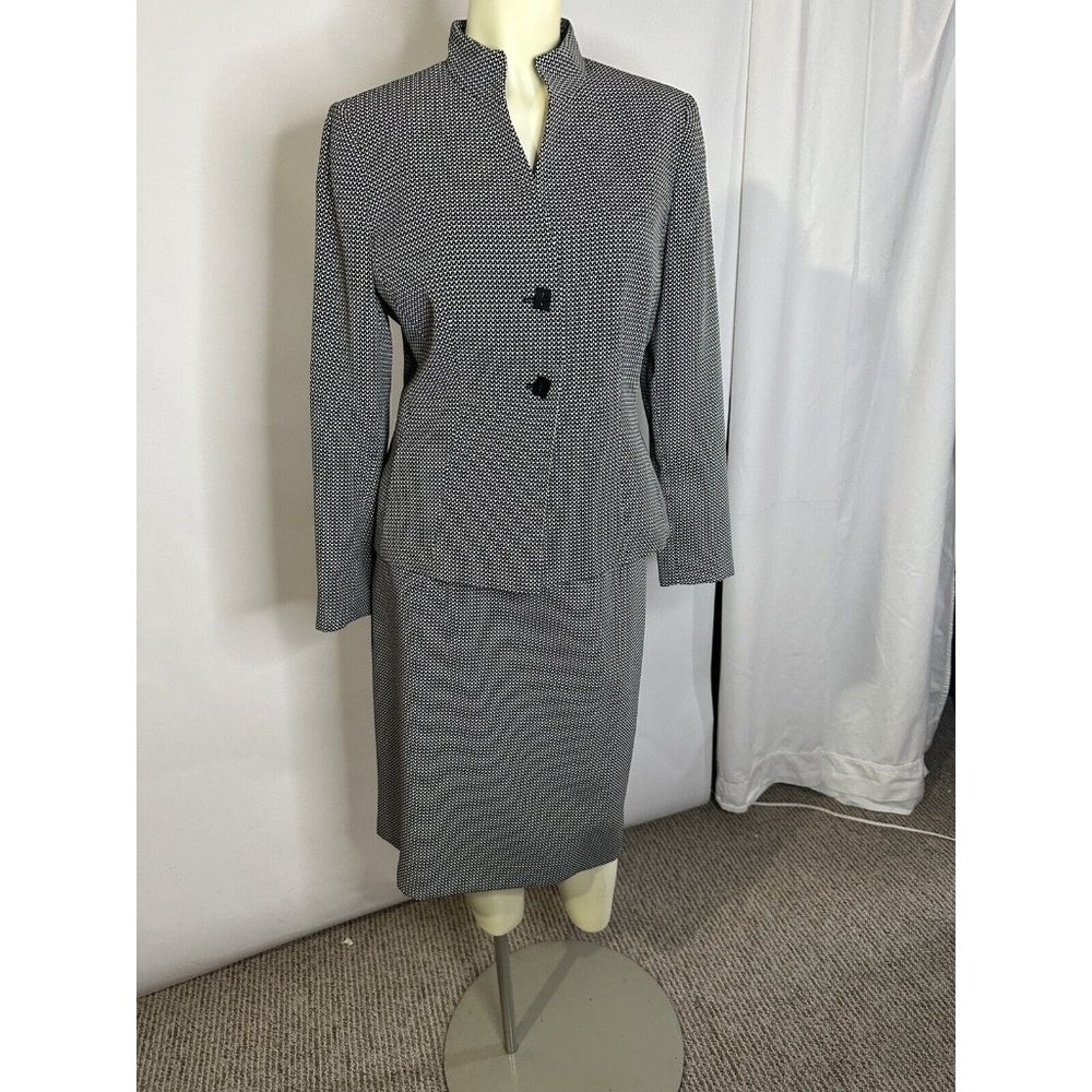 KASPER Women 2PC Set Gray Small  Print Jacket And‎ Skirt Size P4